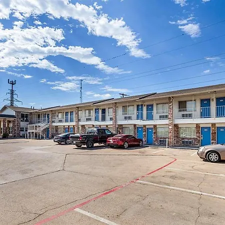 Motel 6 Fort Worth - Northside